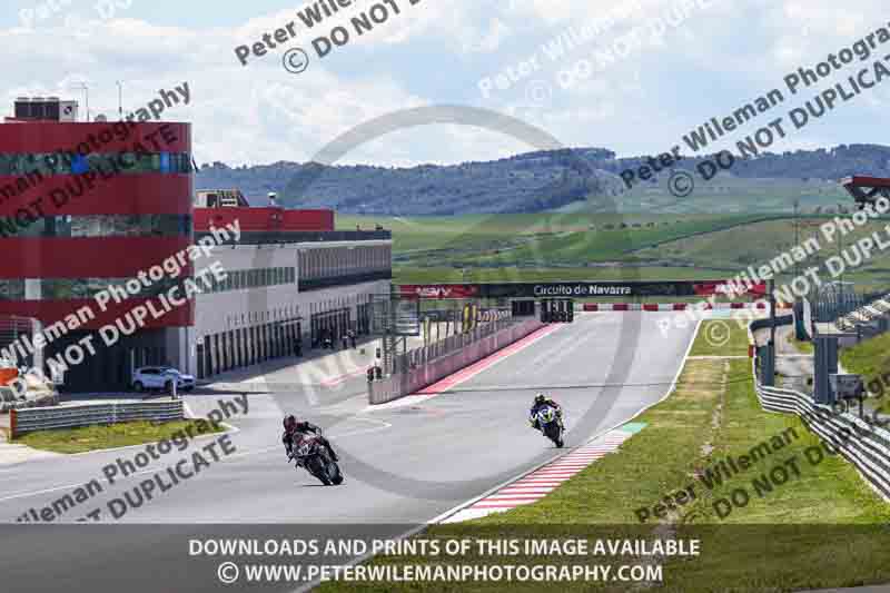 cadwell no limits trackday;cadwell park;cadwell park photographs;cadwell trackday photographs;enduro digital images;event digital images;eventdigitalimages;navarra;no limits trackdays;peter wileman photography;racing digital images;trackday digital images;trackday photos